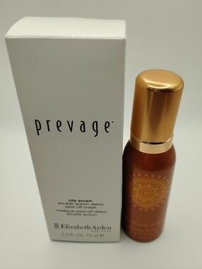 Elizabeth Arden Flawless Finish Mousse Makeup & Prevage City Smart Mask
